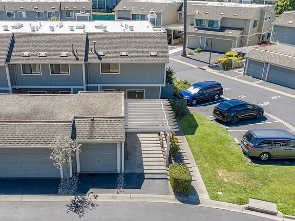 4th image of 828 Columba Ln