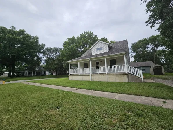 847 S Cedar St, Ottawa, KS 66067