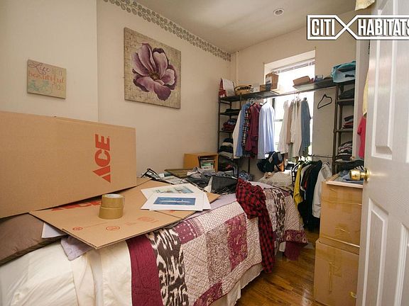5th image of 326 E 78th St APT 15