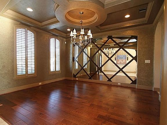 4th image of 17527 W Bremonds Bend Ct