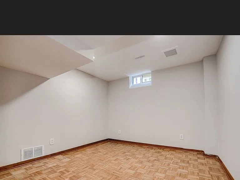 364 Castlehill Rd #BASEMENT — Photo 8