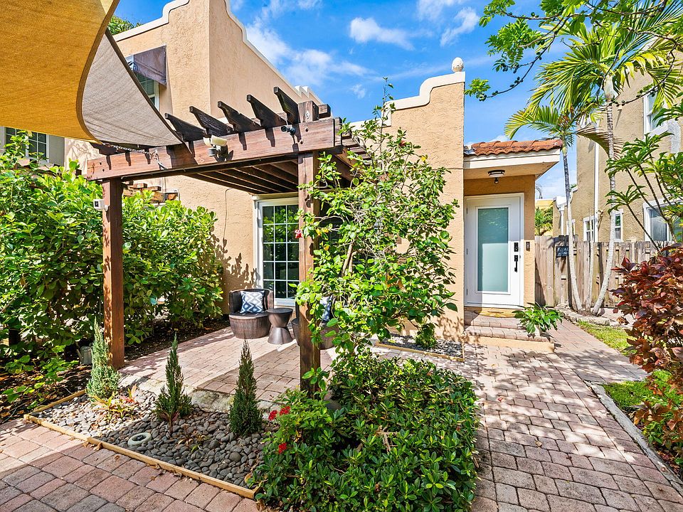 1st image of 641 NW 1st Avenue