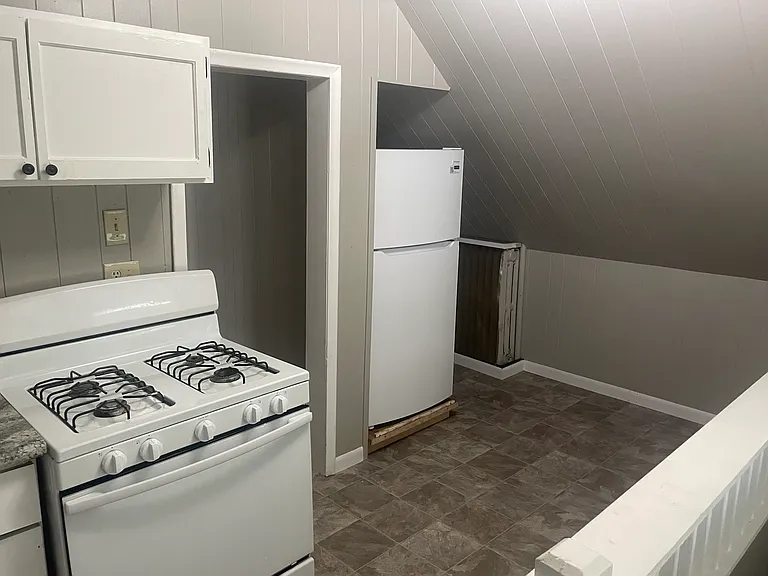 2120 Harriet Ave #3 — Photo 3