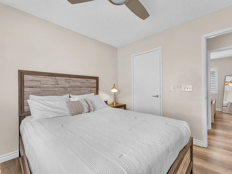 985 Flapjack Dr — Photo 28