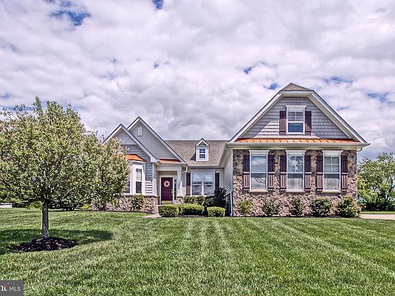 2nd image of 18233 Seagrass Ct