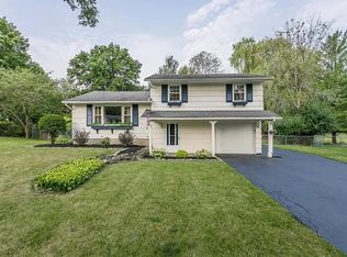 3 S Hill Cir, Rochester, NY 14606