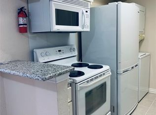 2100 Wilcrest Dr APT 214, Houston, TX 77042