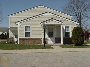 39842 Village Wood Cir #379, Novi, MI 48375