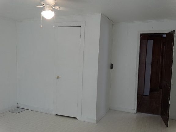 2nd image of 633 Burgis Ave
