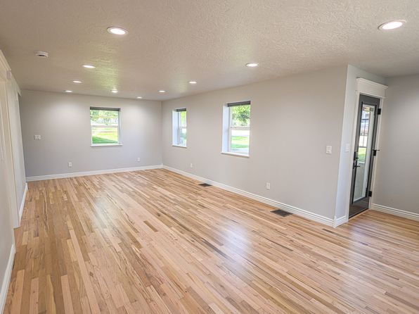 217 S 13th Ave #1