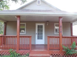 834 Cora St, Joliet, IL 60435