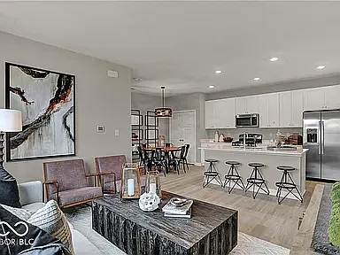1757 Trinity Ln — Photo 22