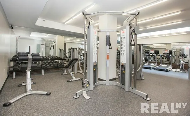 Rented by REAL New York | media 10