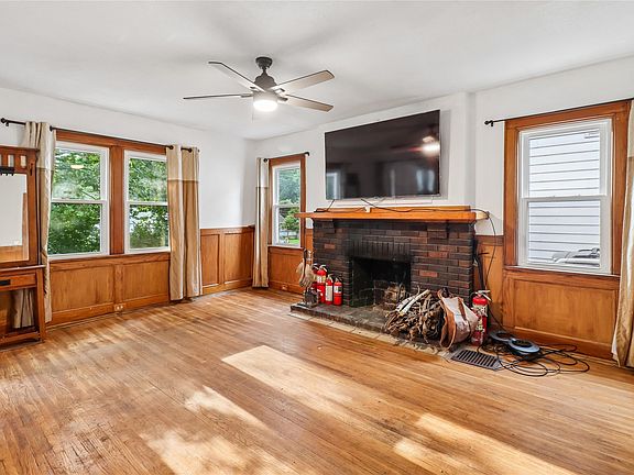 5th image of 4051 12th St