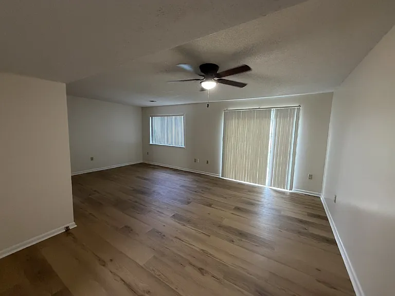 912 Pineland Ave #51 — Photo 5
