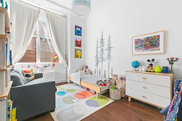 Rented by Christie's International Real Estate Group, LLC | media 21