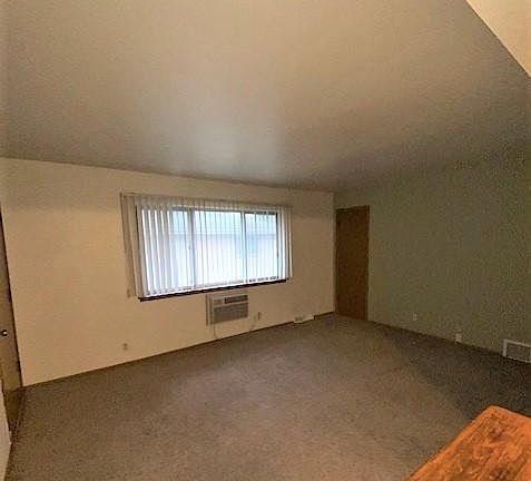 5th image of 2939 E Adams Ave #5