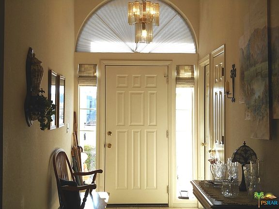 3rd image of 64875 Smith Ct