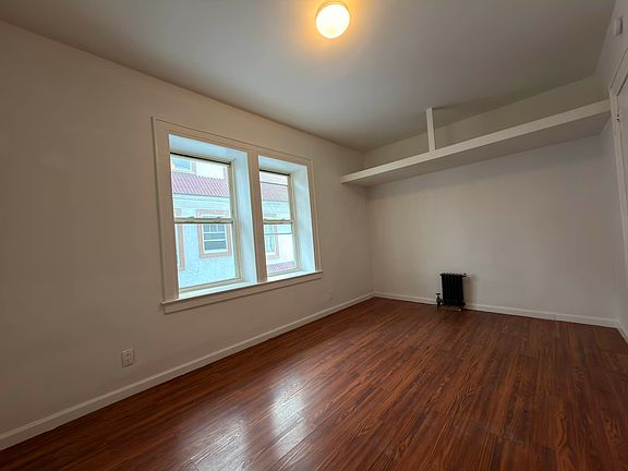 2nd image of 1718 W 11th St Floor 2