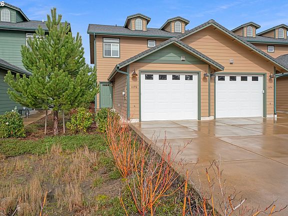 2nd image of 1690 32nd St