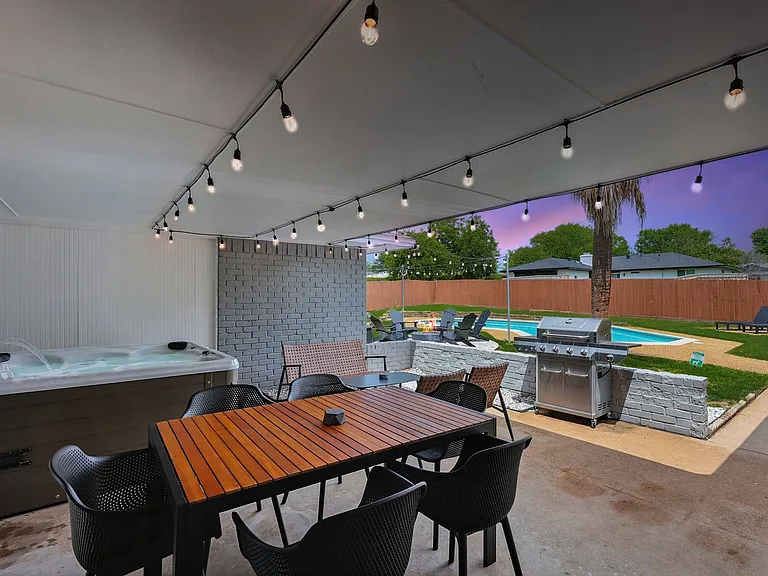 1231 Springbrook Cir — Photo 33