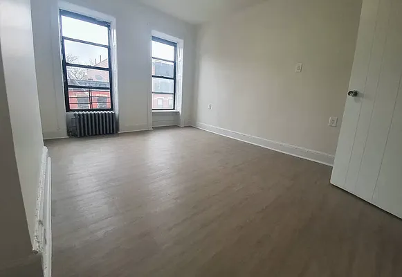 Rented by REAL New York | media 3