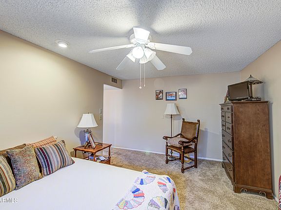 4th image of 10022 W KINGSWOOD Circle
