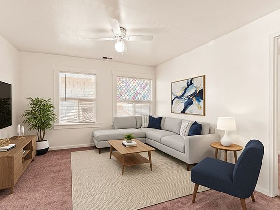 5th image of 3028 Capp St #2