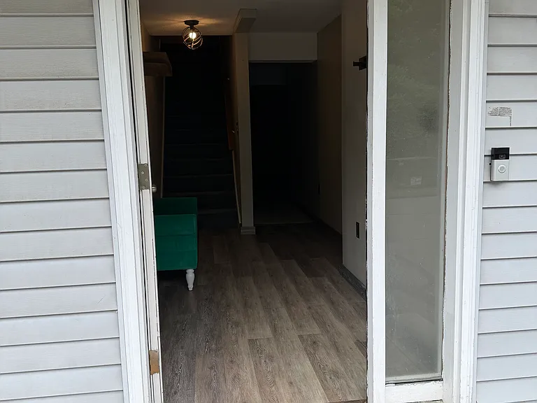 100 Northampton Ln #12 — Photo 6
