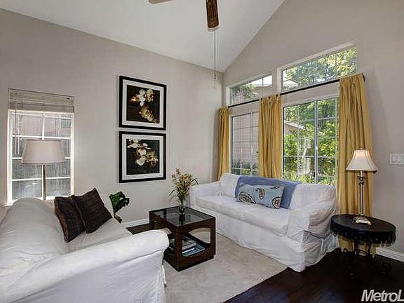 3rd image of 4025 Honey Rose Pl