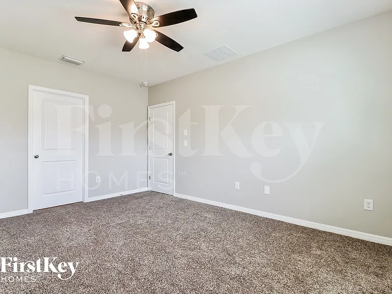 36048 Carriage Pine Ct — Photo 8