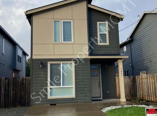 7863 SE Raymond St, Portland, OR 97206