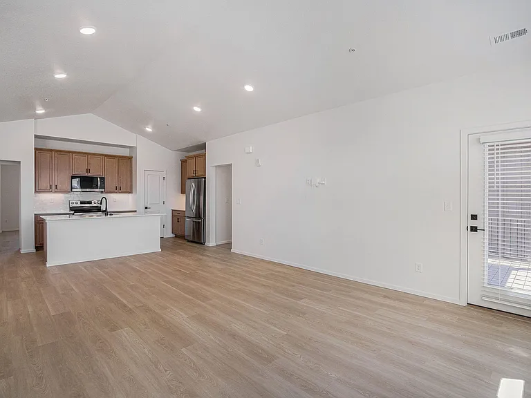 Bloom Rental Living — Photo 19