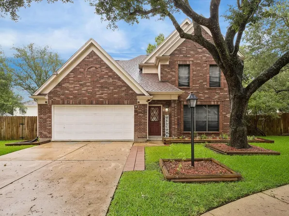4011 Beechwood Dr, Pearland, TX 77584