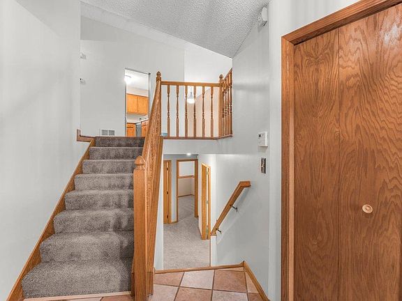 4th image of 17629 Iguana St NW
