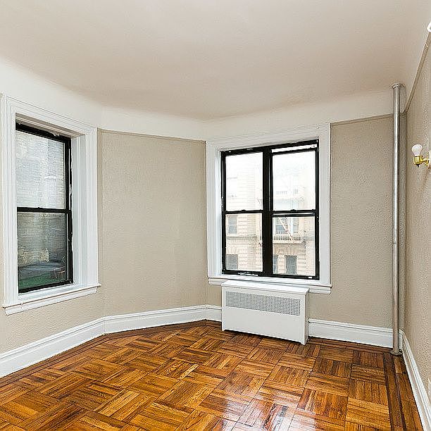 1st image of 148 Hancock St APT 1C