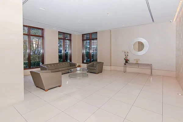 Rented by New York Residence | media 24