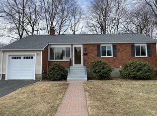 111 Circle Dr #111, Waltham, MA 02452