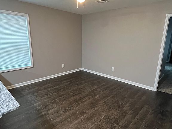 3rd image of 39 Arbor Cove Dr