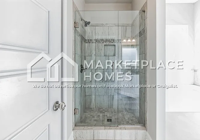 750 Holderness Ct — Photo 15