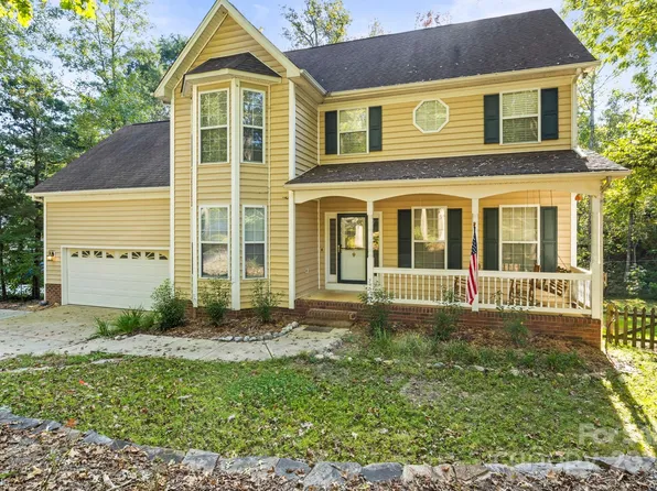 9833 Hanging Moss Trl, Mint Hill, NC 28227