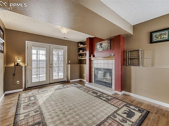 4th image of 4695 Badlands Ct