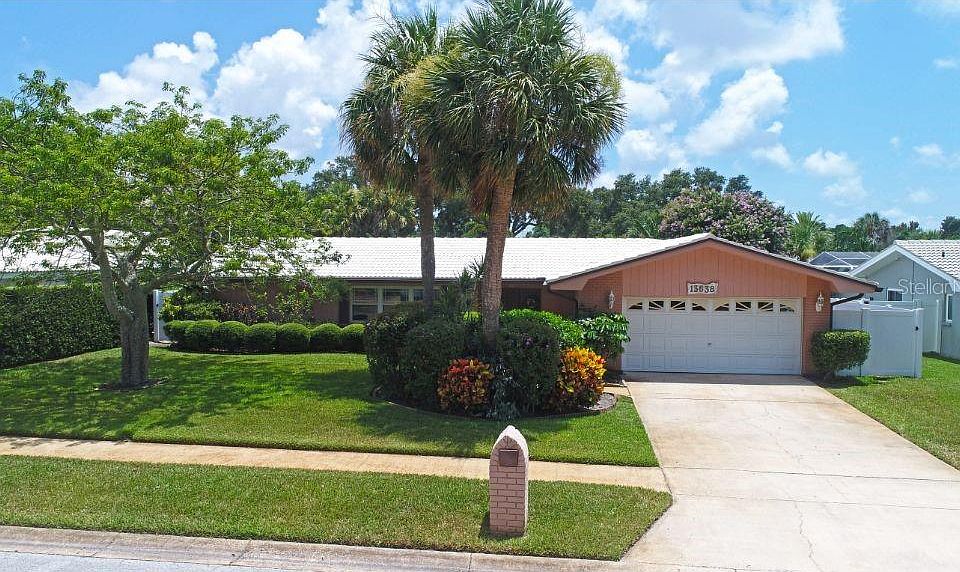 1st image of 13638 Pinecrest Dr