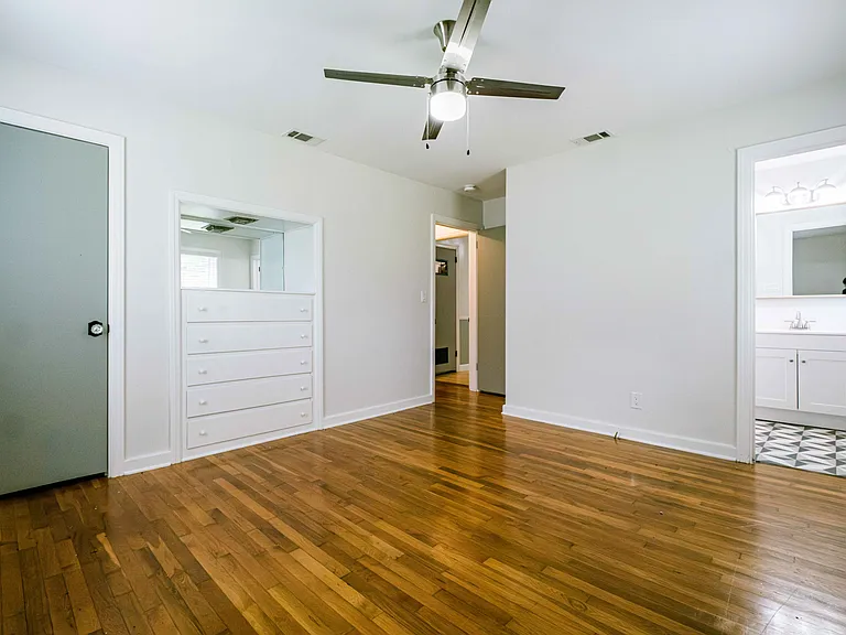 5604 Paulsen St — Photo 20