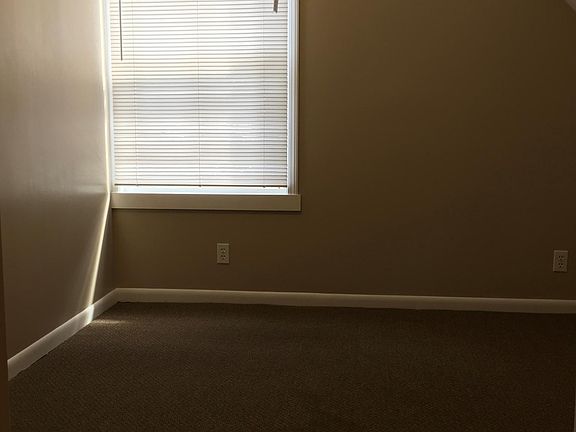5th image of 4144 Prospect St #3