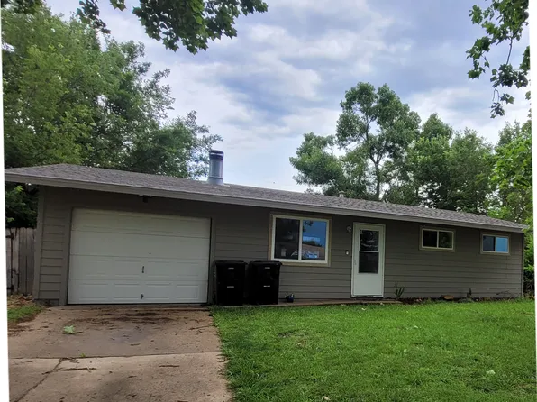 1208 Yale Ave, Salina, KS 67401