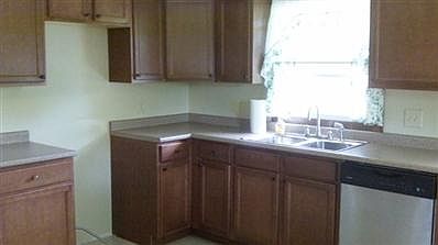 5th image of 5924 Darline Dr