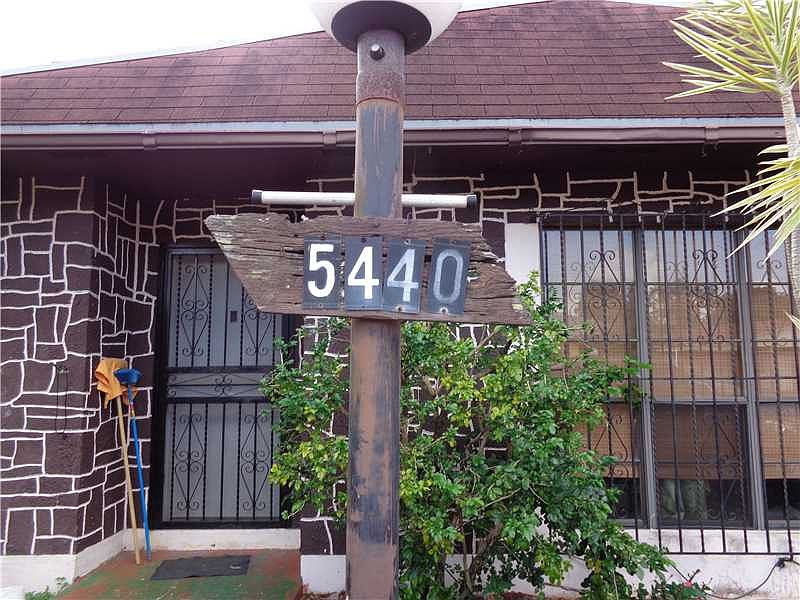 1st image of 5440 NW 192nd Ln