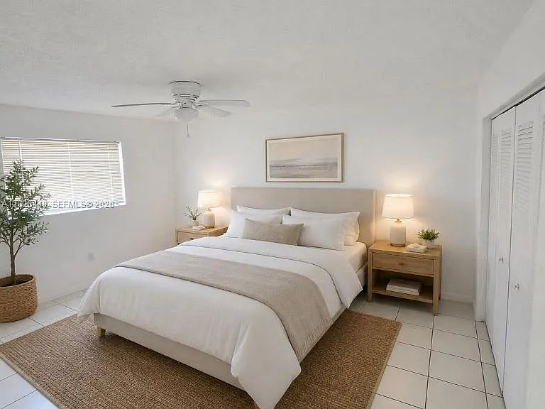 4030 SW 61st Ave #6 — Photo 3
