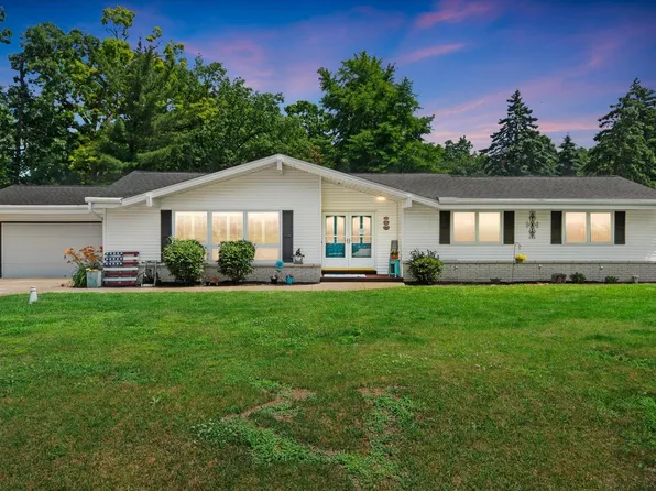 13255 West Old Oak COURT, New Berlin, WI 53151